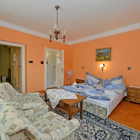 Apartment Ambrozia